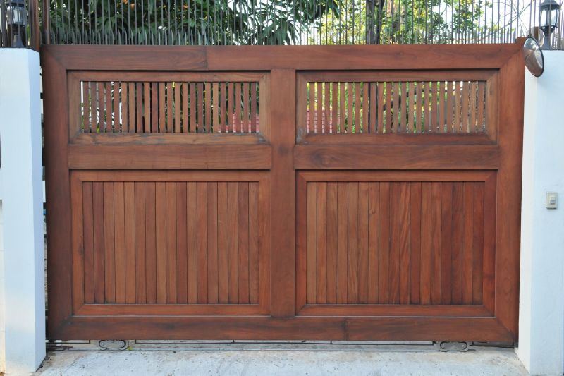 Driveway Fence Installation in Clermont, FL